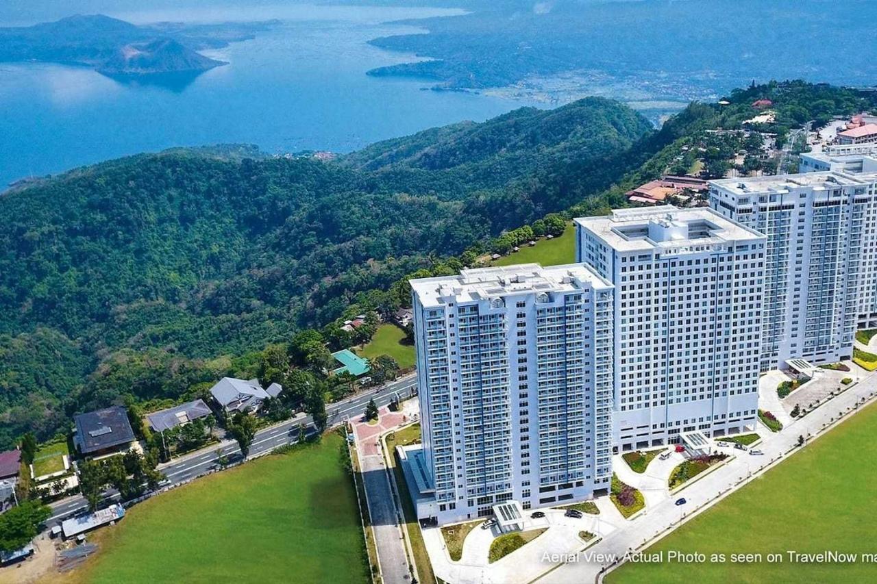 Wind Residences By Smco Тагайтай Экстерьер фото